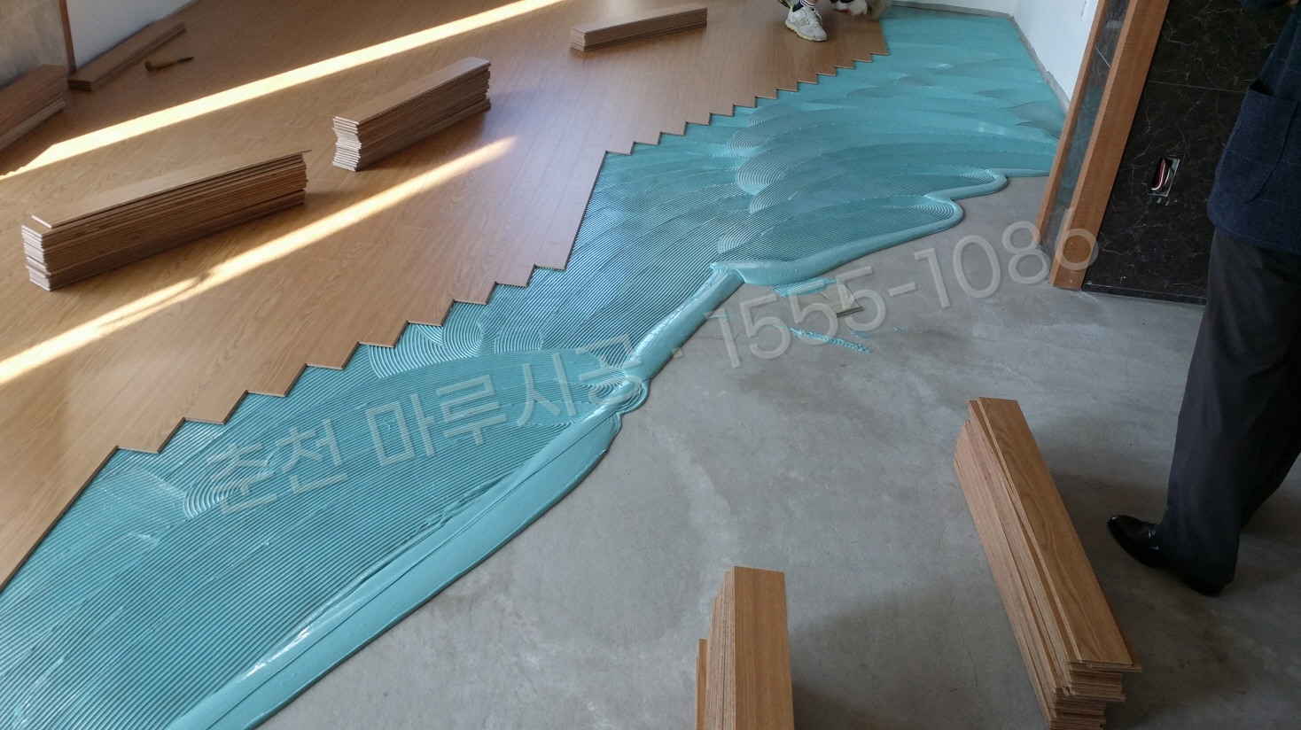 춘천 운교동 이건 제나 내츄럴오크 30평 마루 시공 시공 중