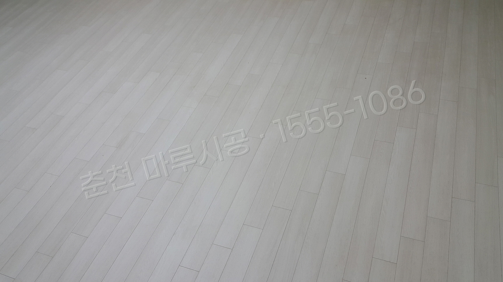 춘천 요선동 한솔 SB 쉬폰화이트 아파트 마루 시공 시공 완료