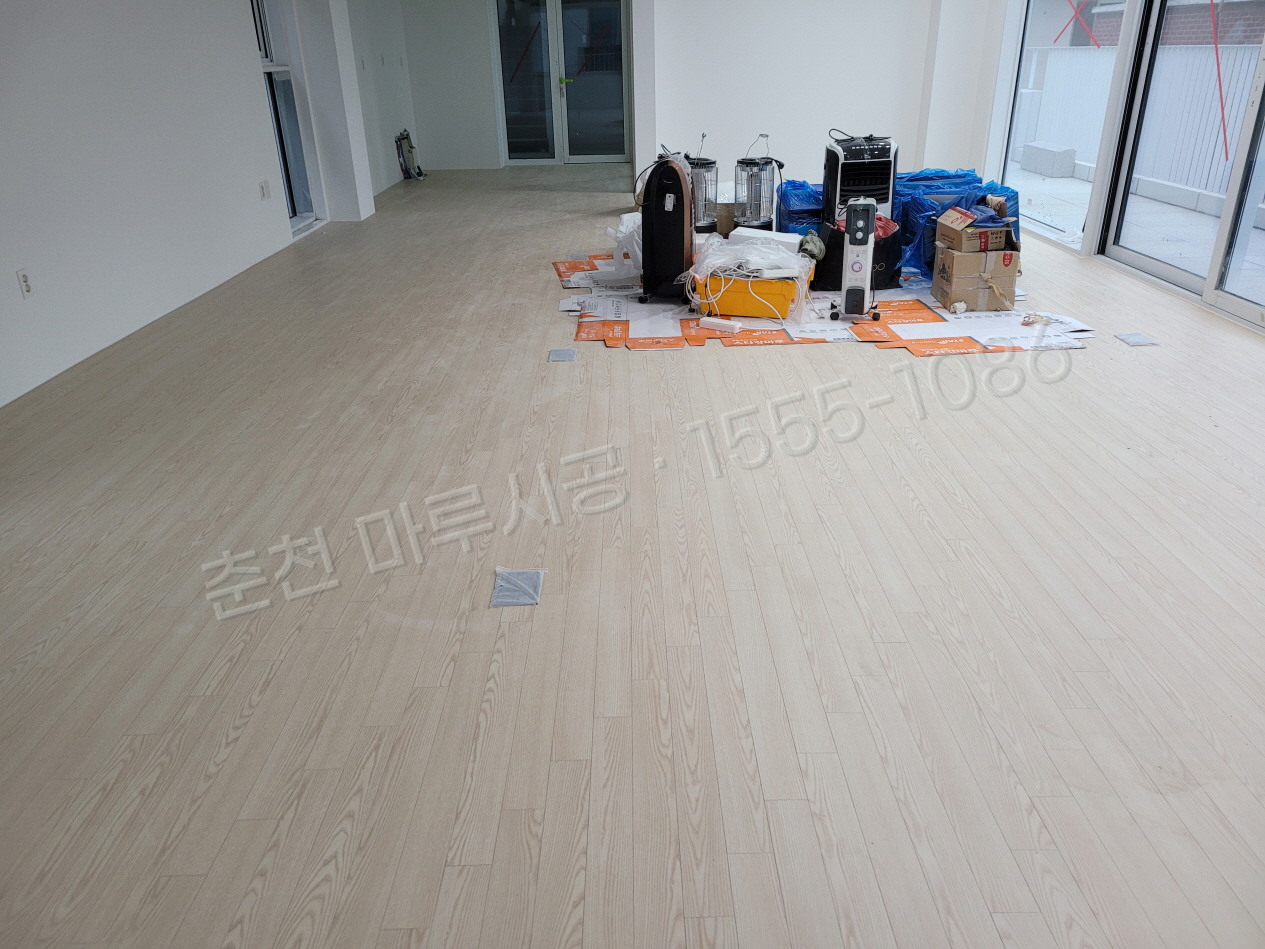 춘천 상가 스타 강마루 화이트애쉬 시공 시공 후