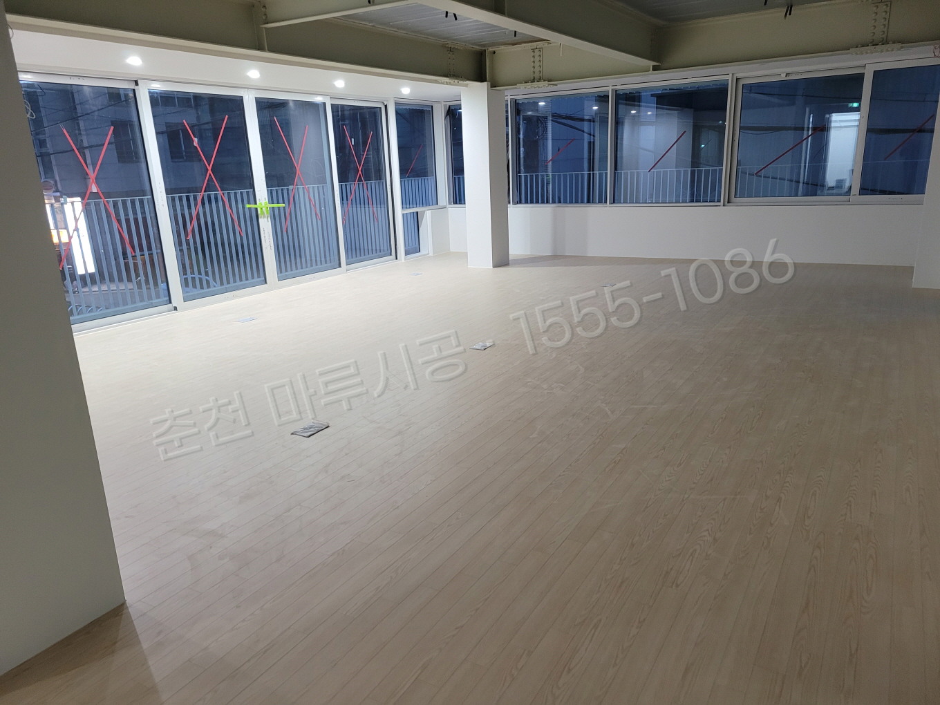 춘천 상가 스타 강마루 화이트애쉬 시공 시공 완료