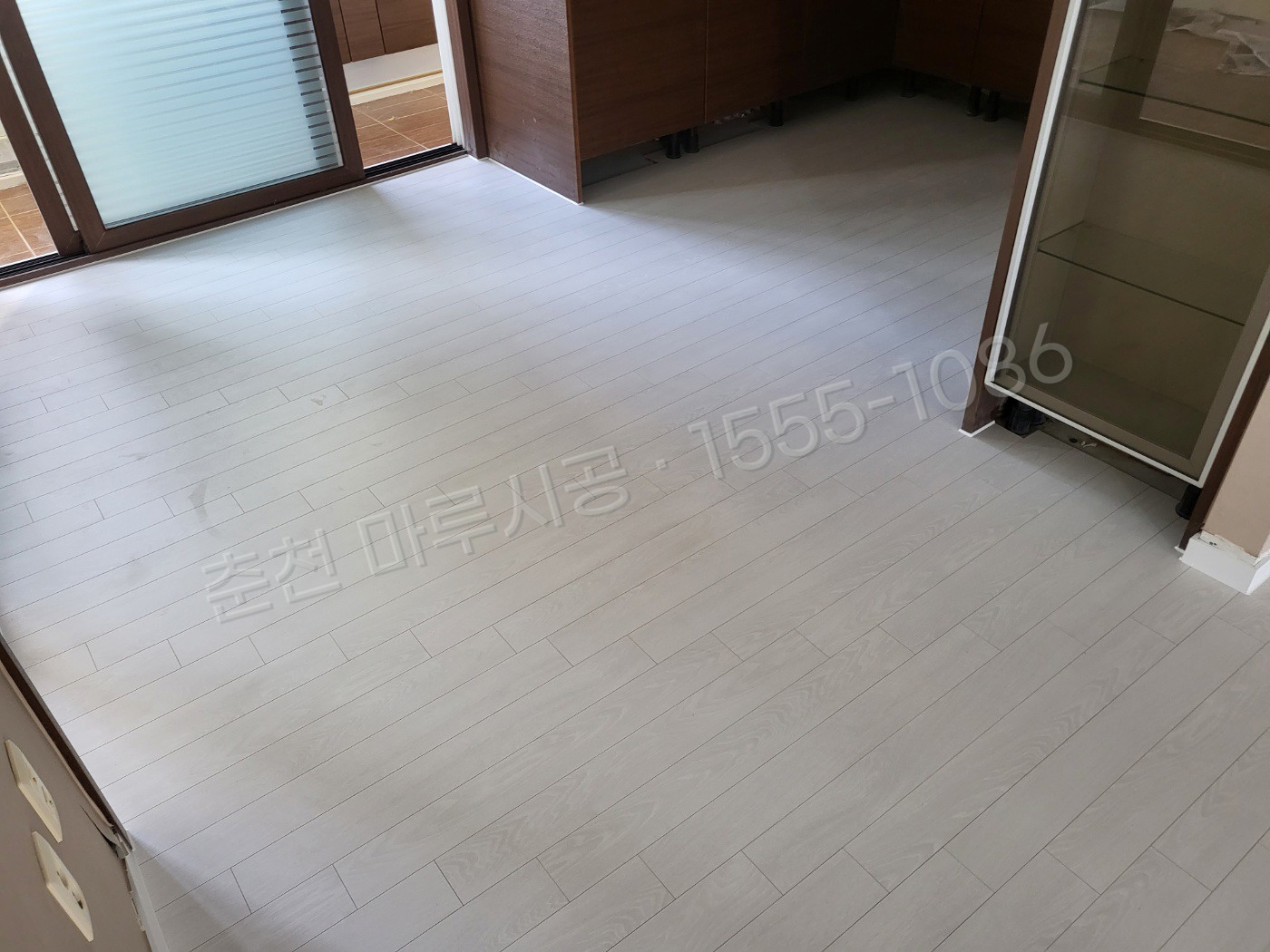 춘천 소양로2가 마루바닥 시공업체 동화 나투스진 어반화이트 아파트 시공 후