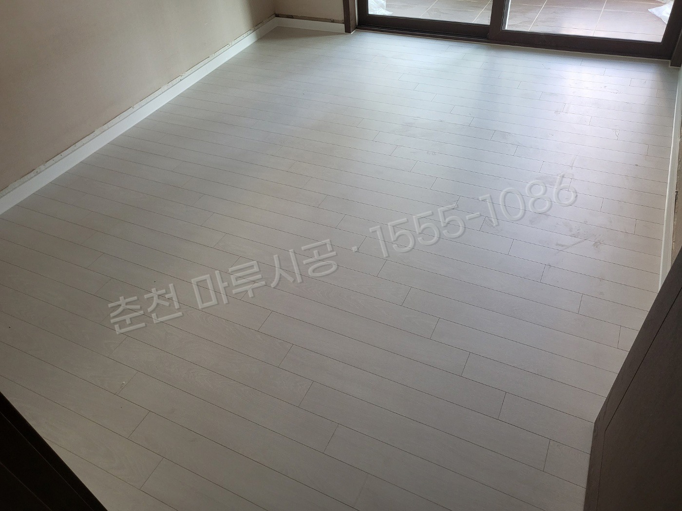 춘천 소양로2가 마루바닥 시공업체 동화 나투스진 어반화이트 아파트 시공 완료