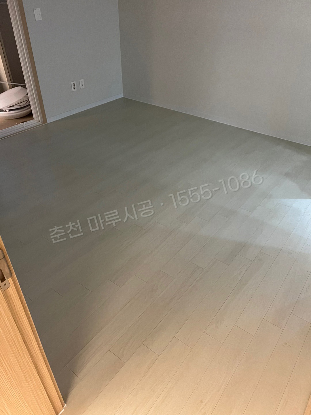 춘천 소양로3가 마루바닥 시공업체 디앤메종 식스팩3.5 쉐넌화이트 아파트 시공 완료